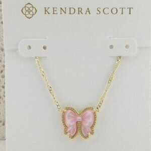💎Kendra Scott Haley Pink Bow Gold Necklace🎀